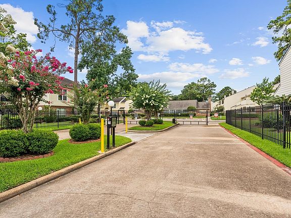 3rd image of 14515 Wunderlich Dr Unit 315