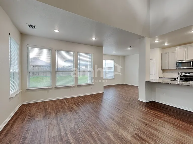 360 Aspen Waters — Photo 5