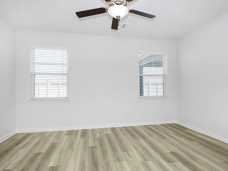 435 Lone Rider Dr — Photo 11