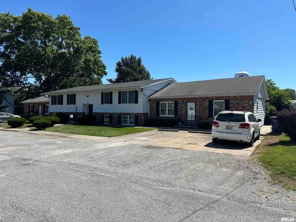 510 Elizabeth St, Pinckneyville, IL 62274