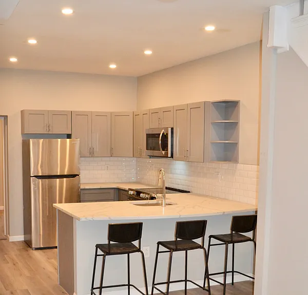 3331 W Harold St — Photo 2