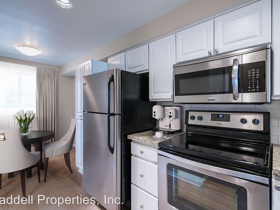 1st image of 431 Kirkland Ave APT 303