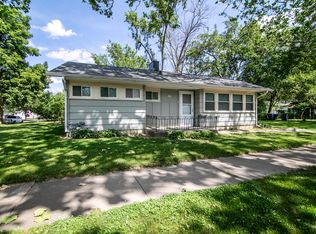 294 N Taylor Ave, Kankakee, IL 60901