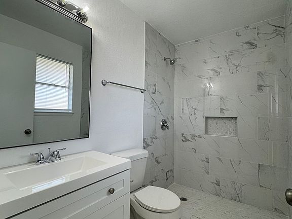 3rd image of 8611 Bravo Valley St