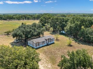 125 Ivy Ln, Mabank, TX 75156
