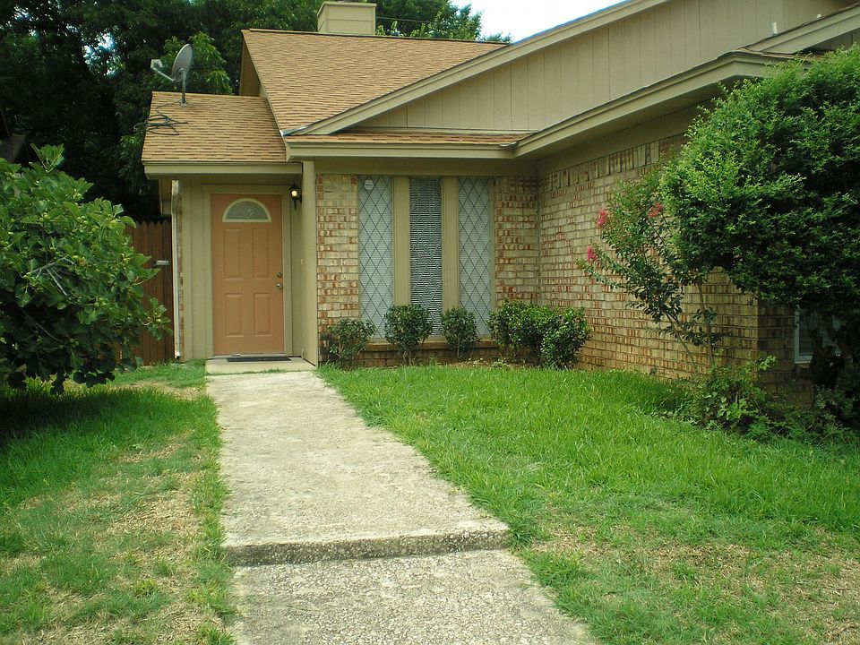 1st image of 1410 Las Jardines Ct