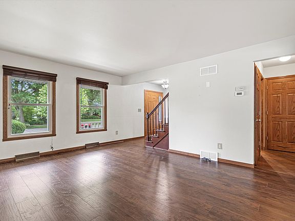 5th image of 6897 S Juniper Dr