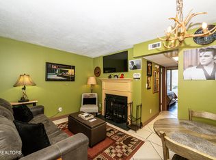 685 River Rd #307, Gatlinburg, TN 37738