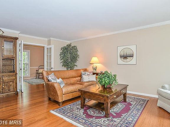 3rd image of 3130 Hannahs Pond Ln