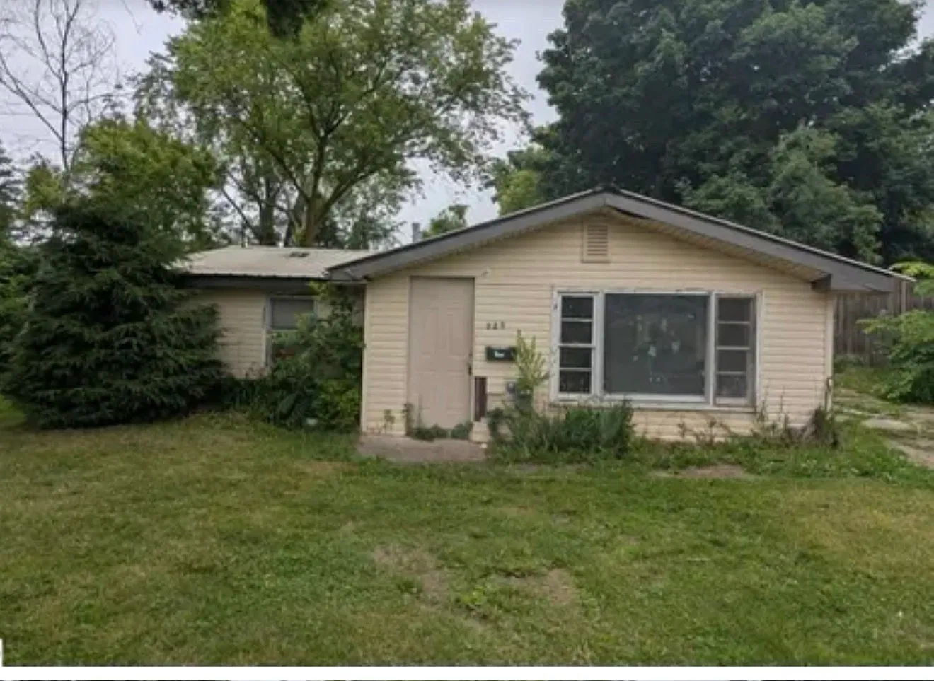 2 bed, 864 sqft, $1,000 — Photo 1