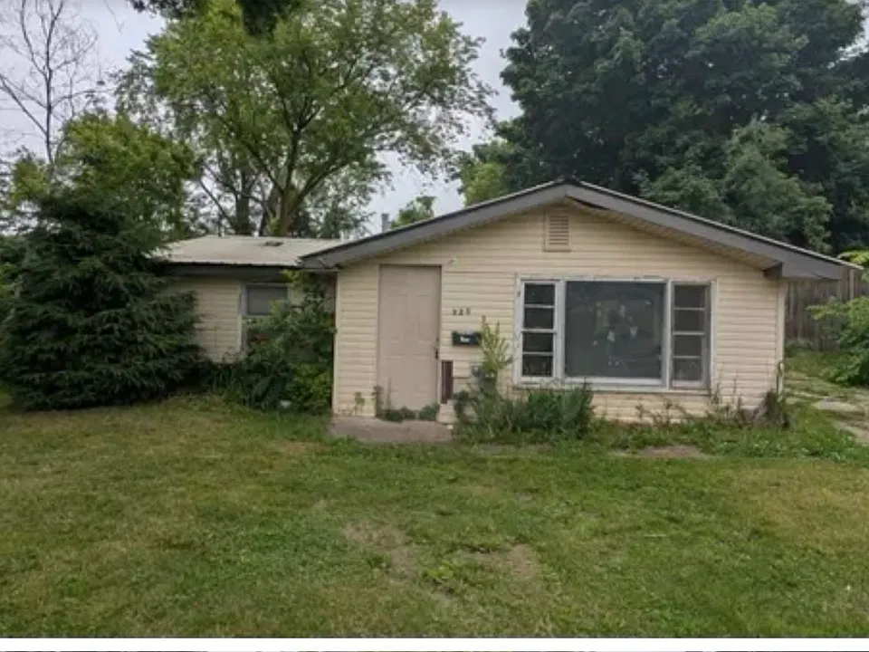 225 Valley Ave