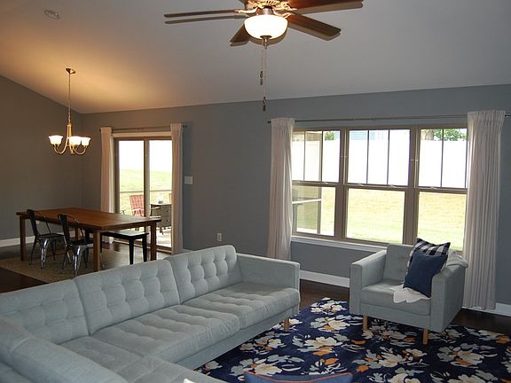5th image of 107 Windstone Dr