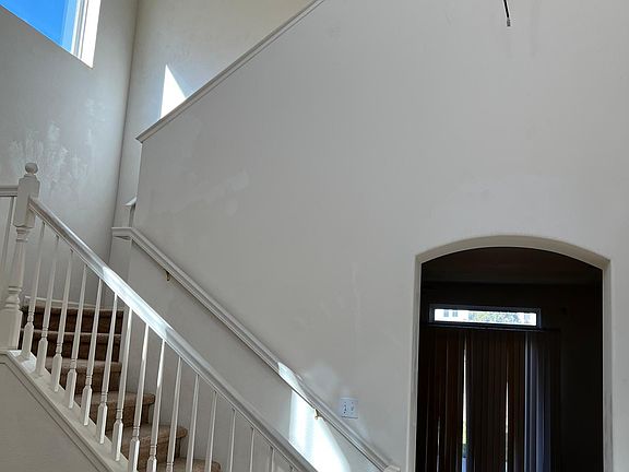 3rd image of 9148 Chianti Cir
