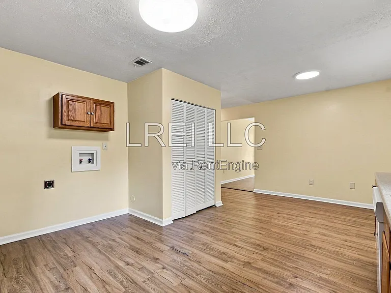 4014 Parthenia Ave — Photo 5