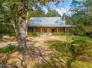 19056 Old Joe Moran Rd, Kiln, MS 39556
