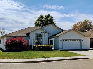 2648 Rabun Way, Central Pt, OR 97502