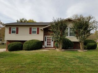 555 Woodbine Pl, Cape Girardeau, MO 63701