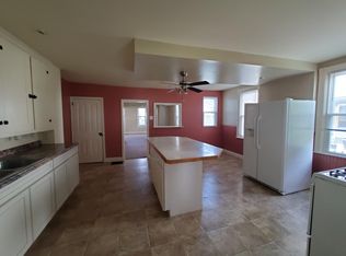 102 N Lincoln St, Palmyra, PA 17078