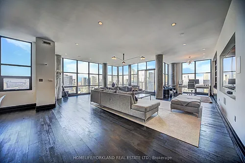 10 Navy Wharf Ct Photo 1