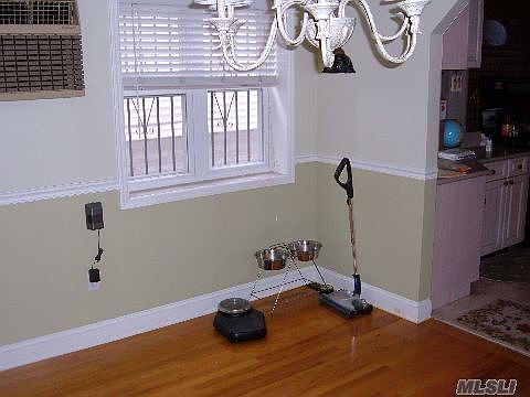 5th image of 8835 77th St