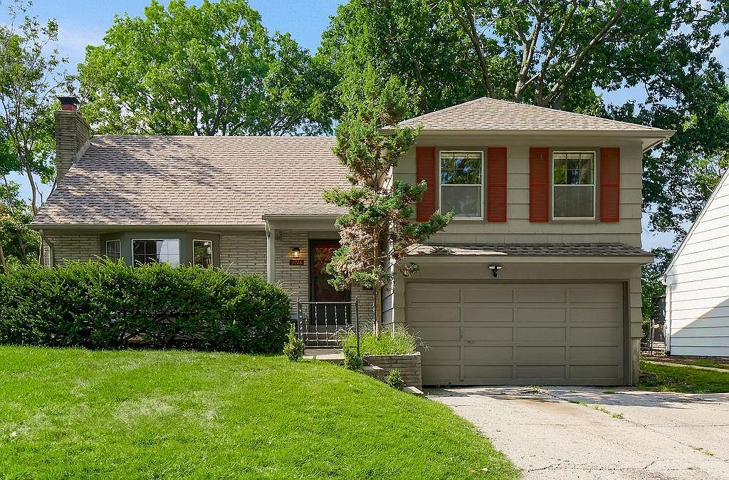 3718 W 52nd Ter, Roeland Park, KS 66205 | Zillow