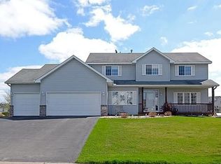 7167 Maryland Cir, Savage, MN 55378