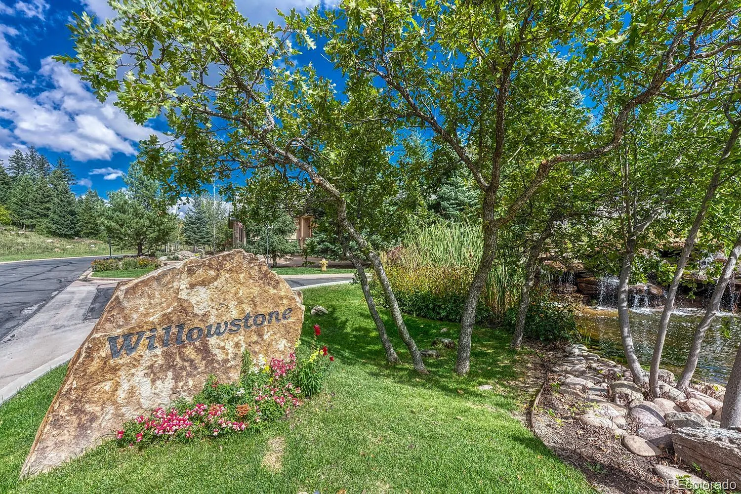 5 bed, 4.5 bath, 4183 sqft, $4,500 — Photo 2