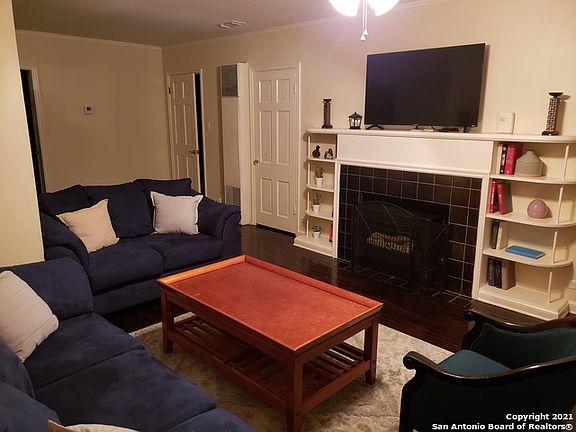3rd image of 607 Donaldson Ave