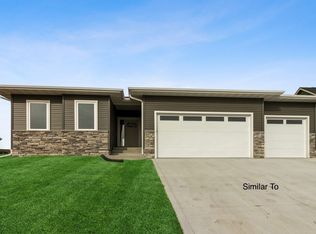 2610 Tracy Ave, Van Meter, IA 50261