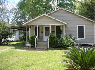 613 5th St, Jennings, LA 70546