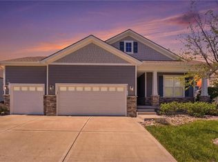 604 SW Haverford Rd, Lees Summit, MO 64081