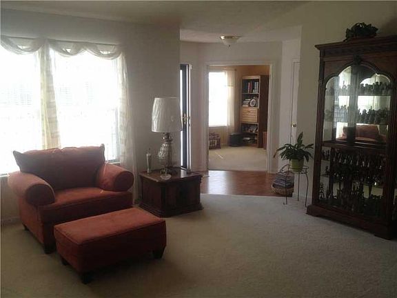 4th image of 11430 Drabble Ln