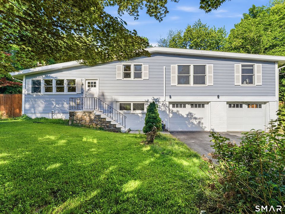 1st image of 21 North Pleasant Rise