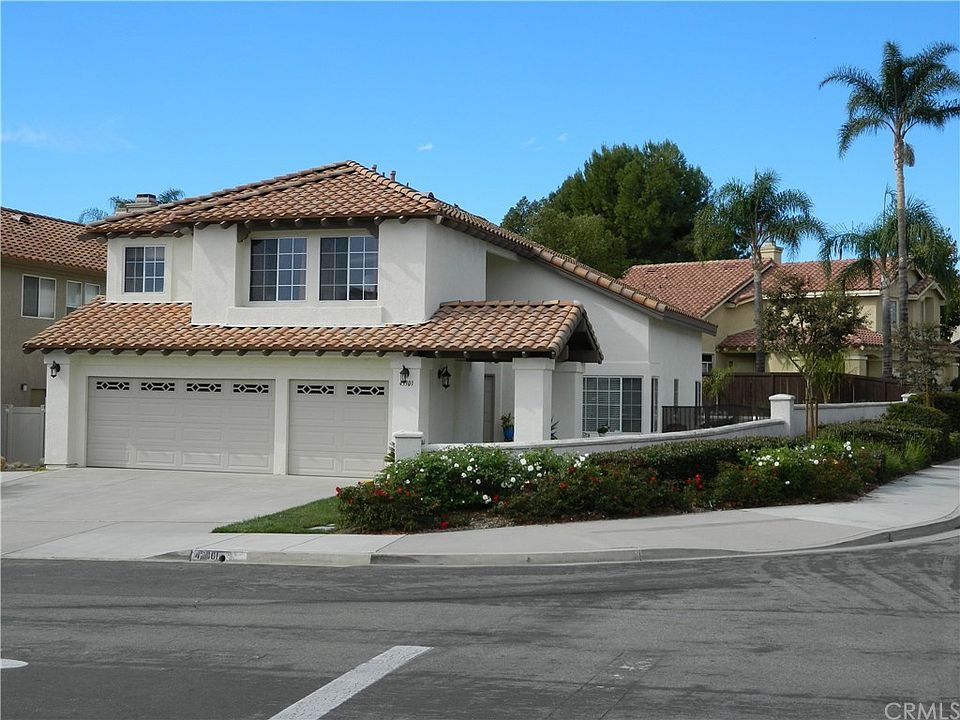 1st image of 43301 Calle Nacido