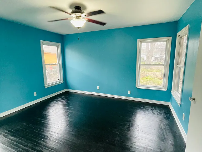 5912 Belgrade Ave — Photo 5