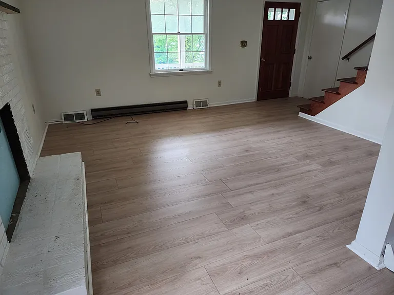 132 W Seminary Ln — Photo 10