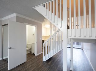 370 Chinquapin Ave APT 6, Carlsbad, CA 92008