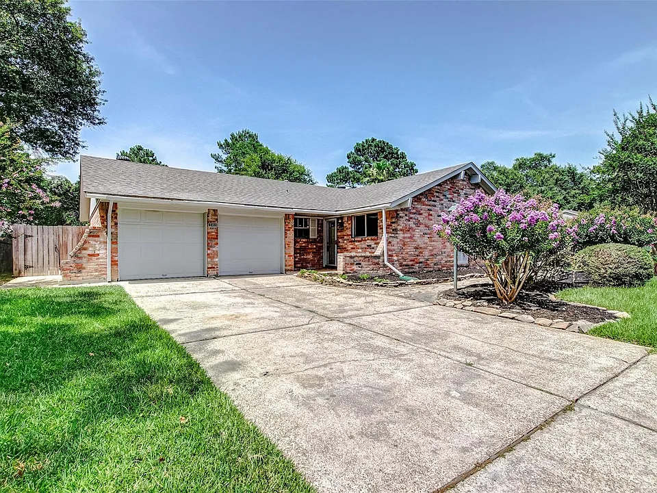2323 Tinechester Dr