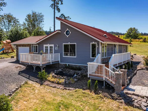 36680 Edgemont Dr, Lebanon, OR 97355