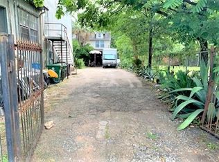 2112 Fulton St, Houston, TX 77009