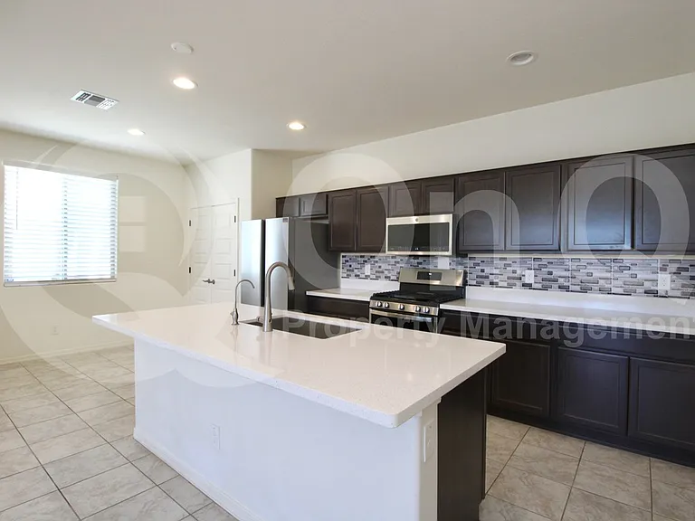14238 W Bronco Trl — Photo 5