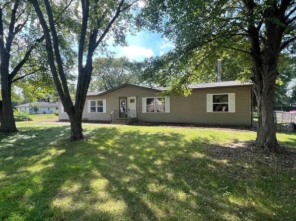 240 N Shabbona St, Coal City, IL 60416