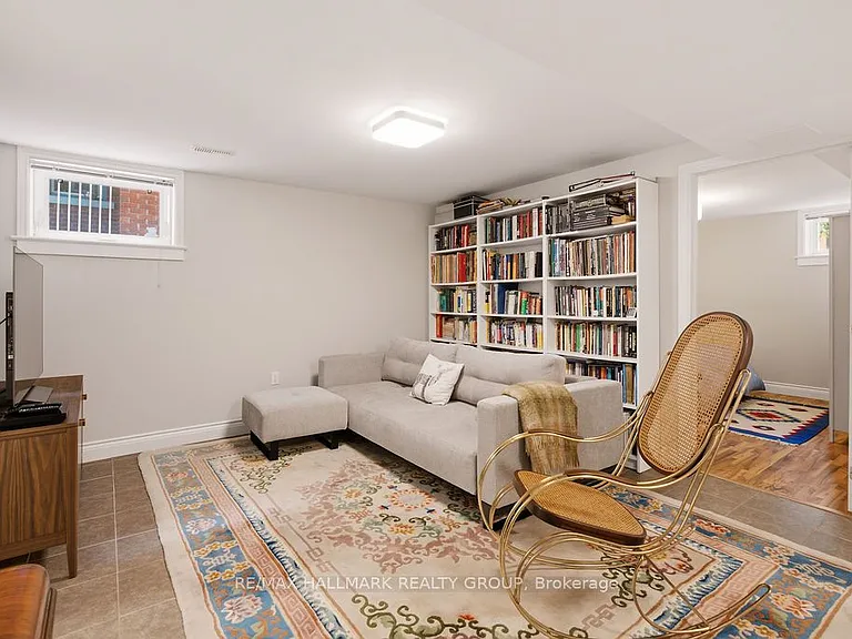 94 Marlborough Ave — Photo 35