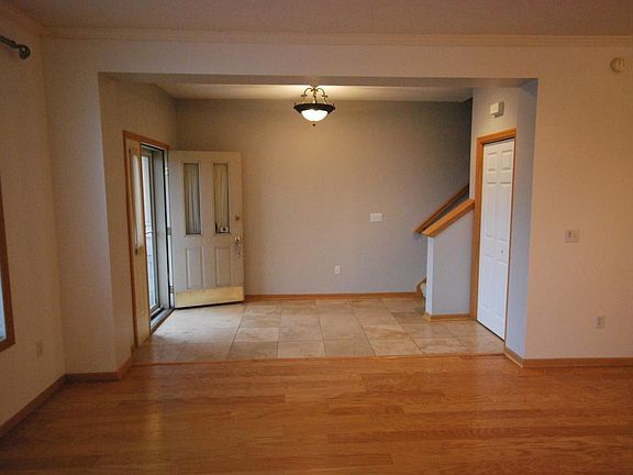 Spacious street entry with closet