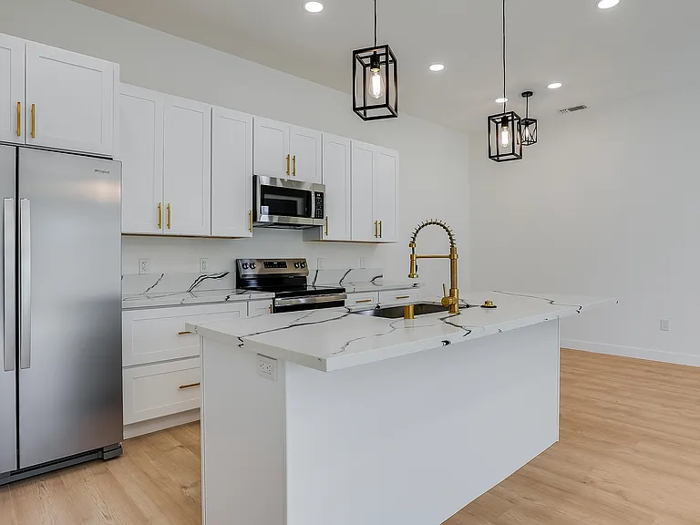 1822 Pomona Ave #B — Photo 8