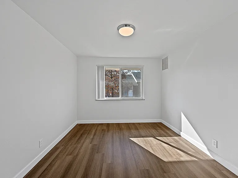 The Estates At Fernview — Photo 35