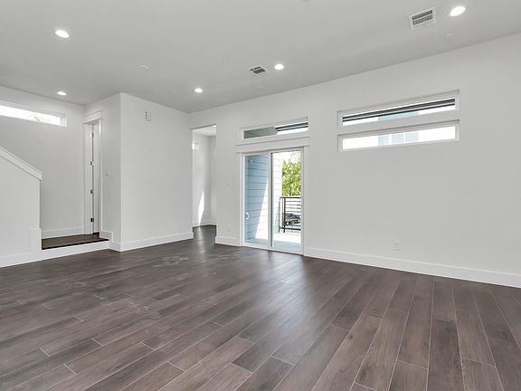 2nd image of 4722 Independence Heights Ln