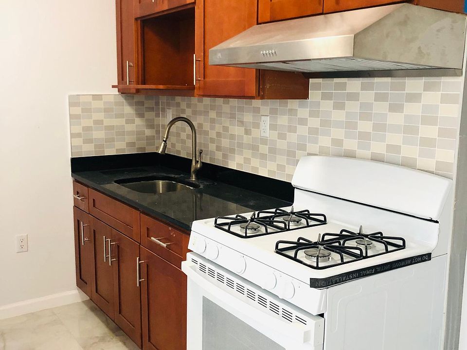 1st image of 6142 138th St #1