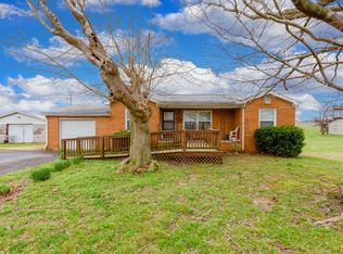 416 Keysburg Rd, Adams, TN 37010