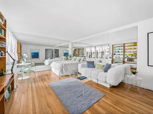 60 E 9th St APT 435, New York, NY 10003